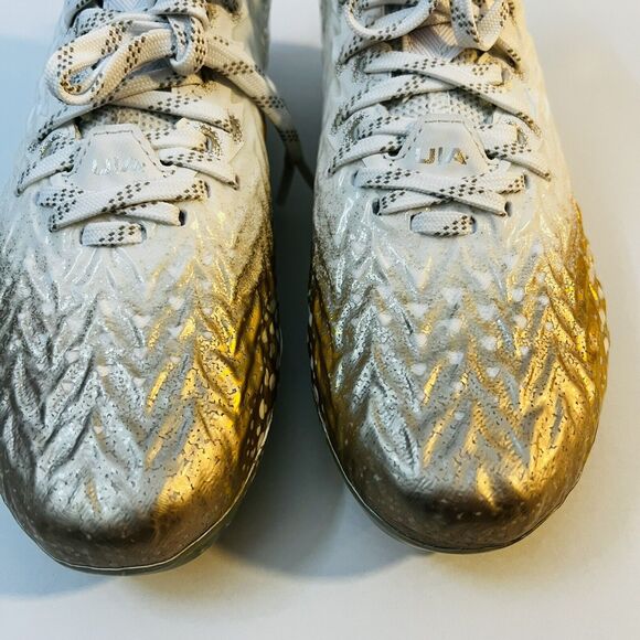 UNDER ARMOUR SPOTLIGHT CLONE 3.0 MC FOOTBALL CLEATS Womens Size 6.5 Gold White